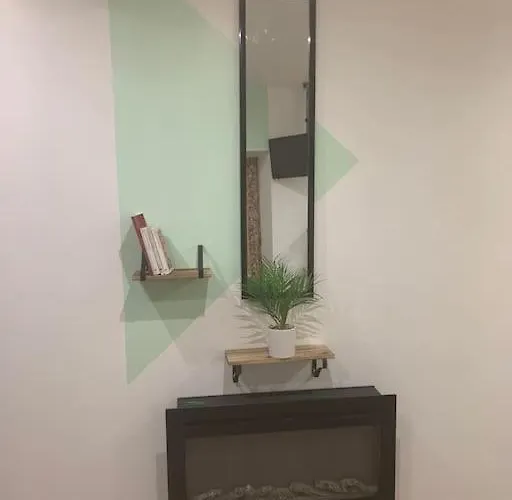 Studette Le Figuier *